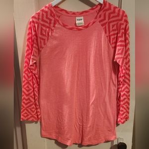 PINK quarter sleeve shirt